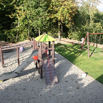 Spielplatz - Schenken-Küche in Höxter